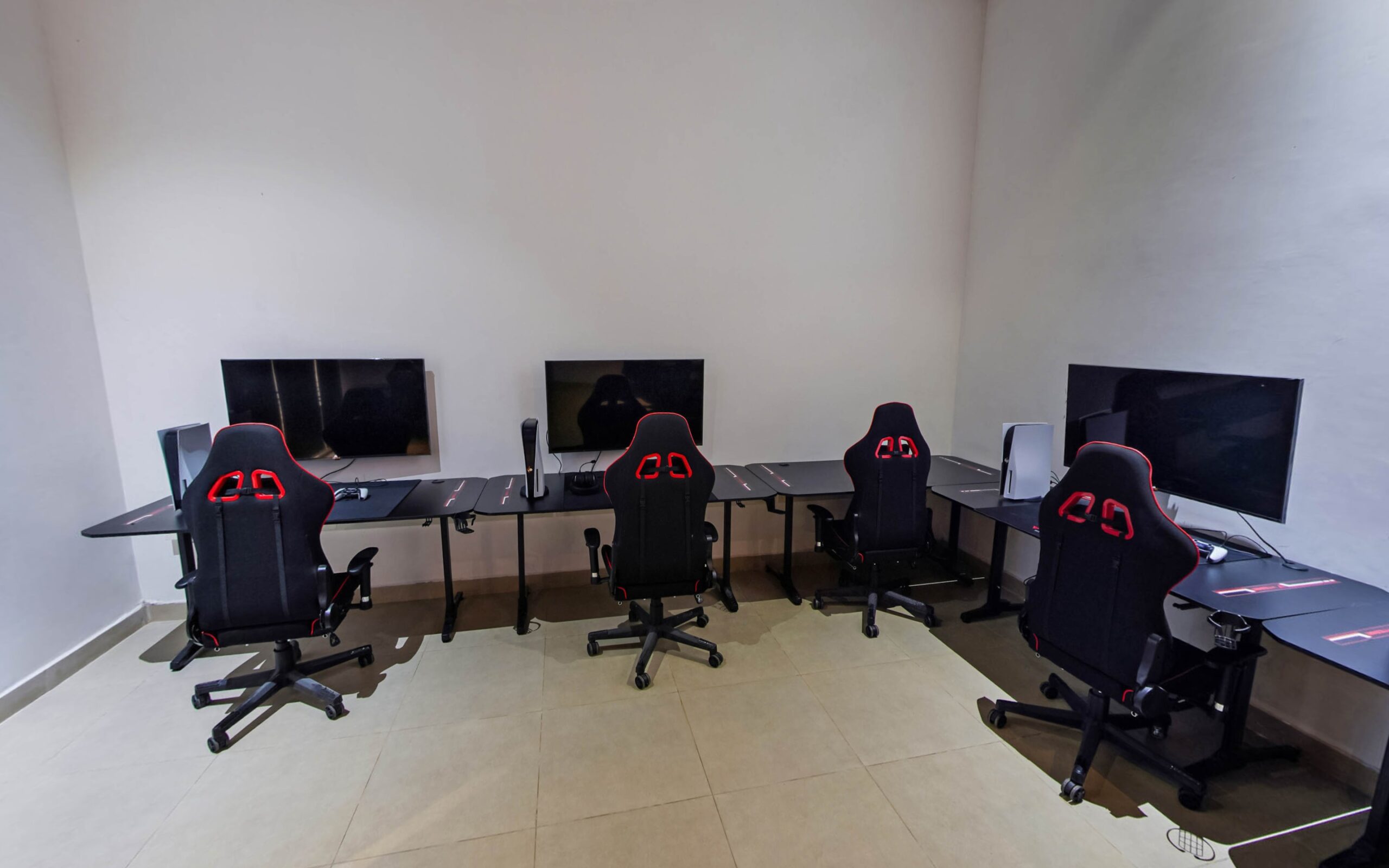 S' Residences_Boys Hostel_E-Sports Room